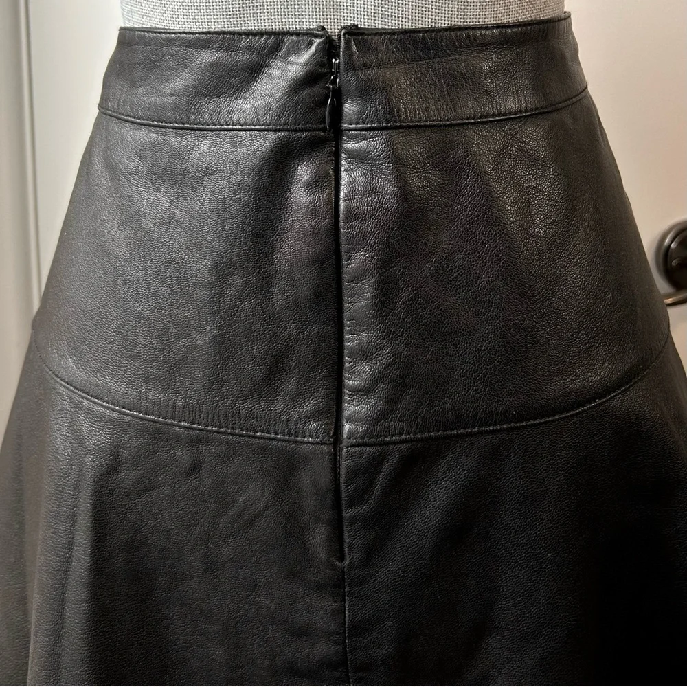 Banana Republic Authentic Leather Short Skirt Black - Picture 3 of 10